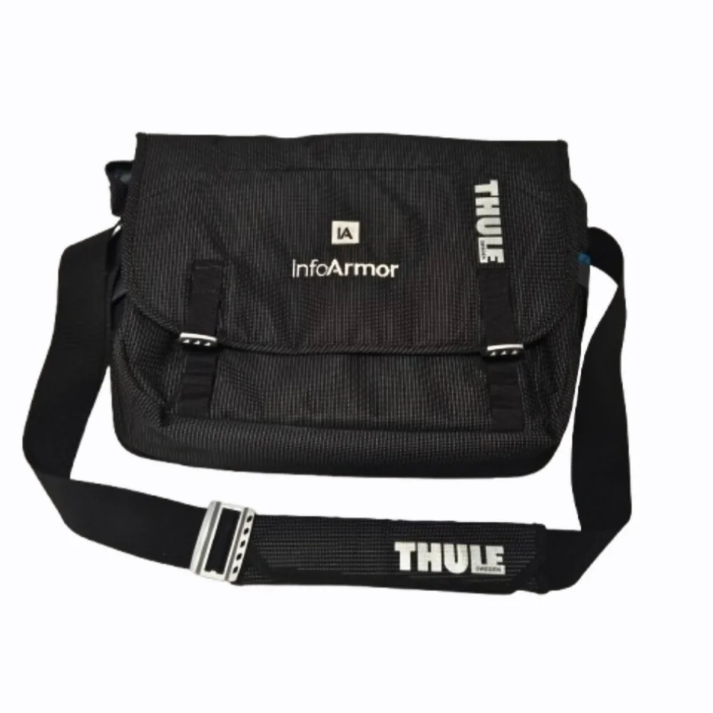 Thule Sweden Black Laptop Messenger Bag Multi-Pocket Organizer